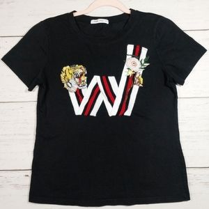 Maybe Wang Floral Lion Patch Women's Tee Shirt S